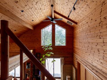 白山市八幡町の売買物件/空に近い私のログハウス