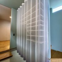 金沢市古府2丁目の売買物件/玄関2　コンパクトな玄関には手洗機もついています