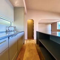 金沢市古府2丁目の売買物件/奥には1帖ほどのパントリー