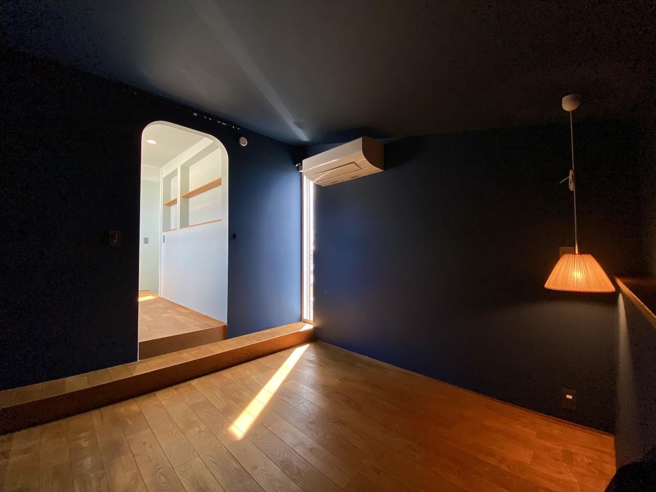 金沢市古府2丁目の売買物件/主寝室　ここはトーンを抑えた大人な空間