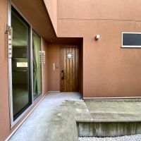 金沢市古府2丁目の売買物件/奥の玄関扉