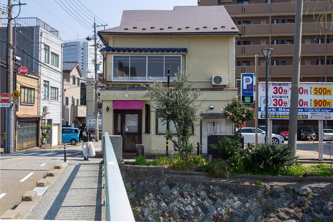 金沢市片町の賃貸物件/犀川に掛かる新橋のたもとの元イタリア料理店