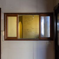 金沢市片町の賃貸物件/厨房から客席スペースを見る