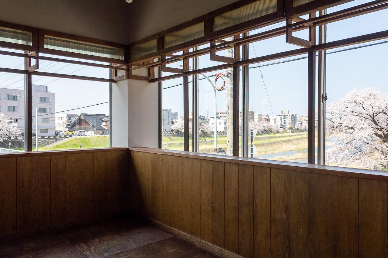 金沢市片町の賃貸物件/目線上にしっとりとした風景、広がります。