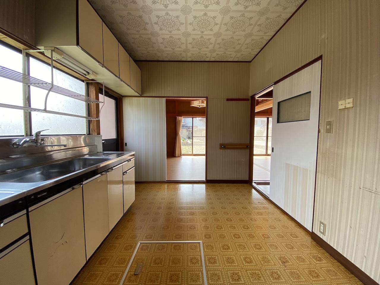 河北郡津幡町中須加はの賃貸物件/このキッチン、あなたならどう仕上げますか？