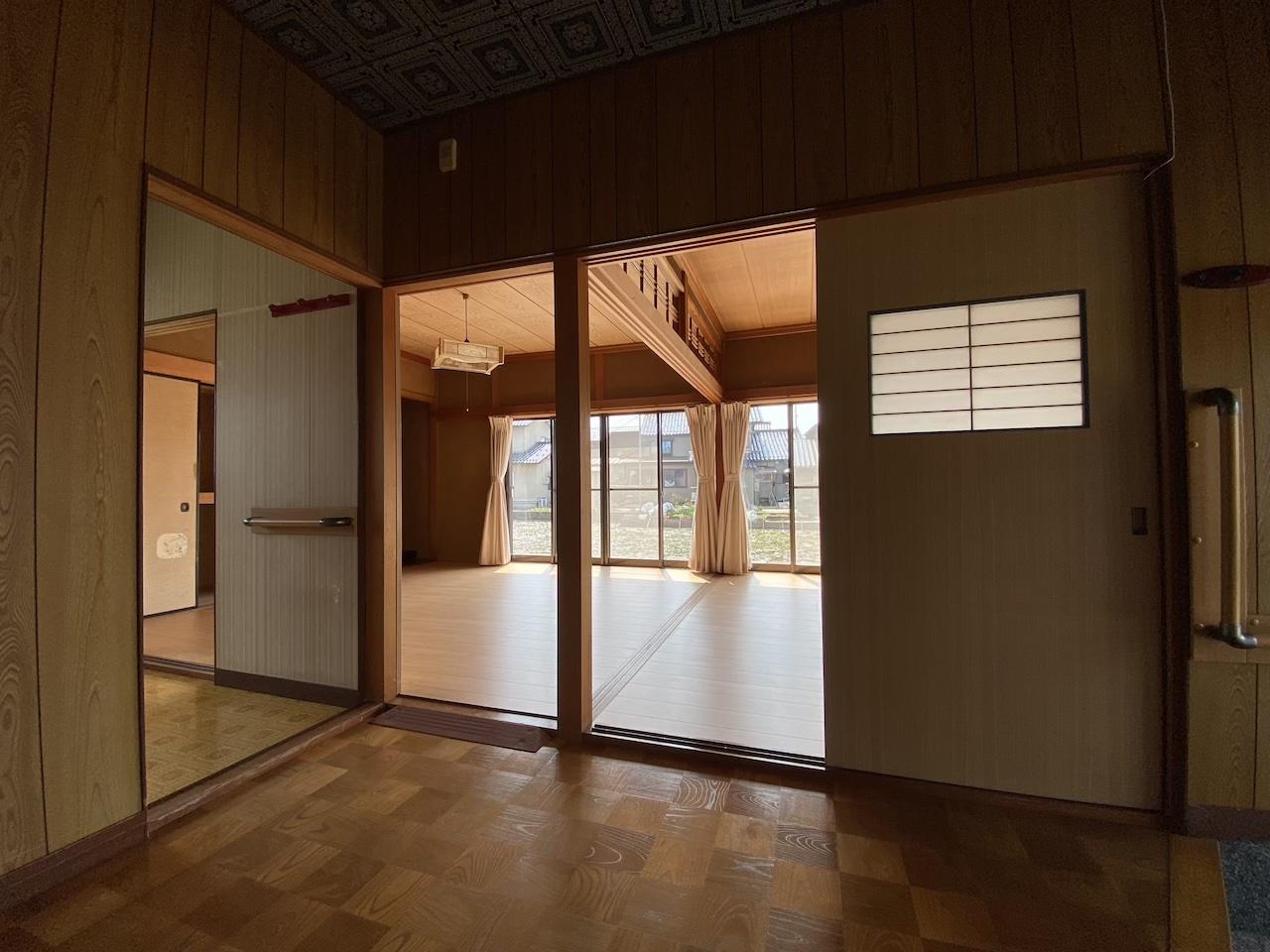 河北郡津幡町中須加はの賃貸物件/程よく残る昭和感