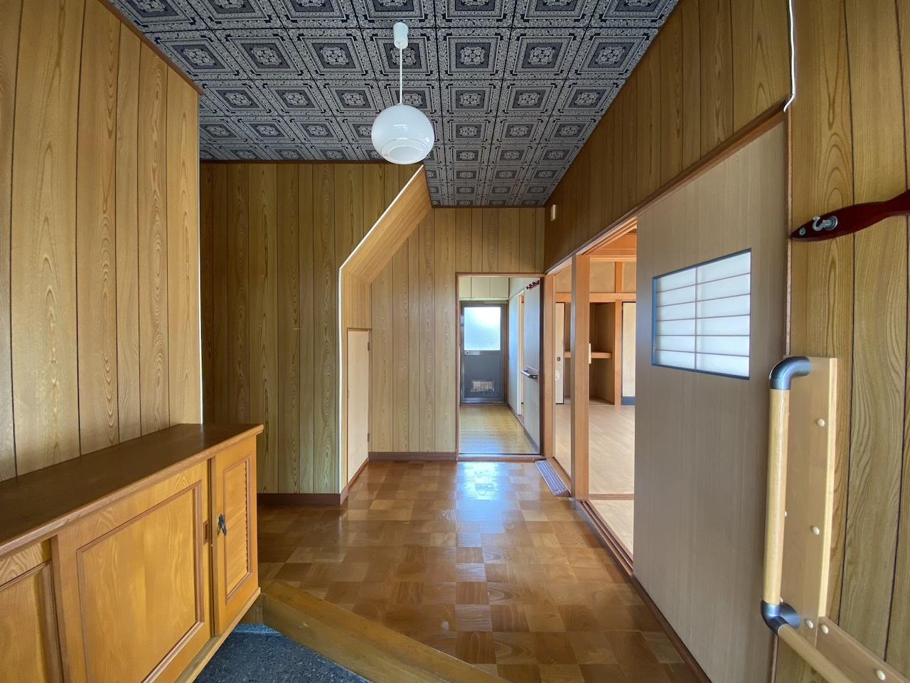 河北郡津幡町中須加はの賃貸物件/玄関：この雰囲気は残したいところ