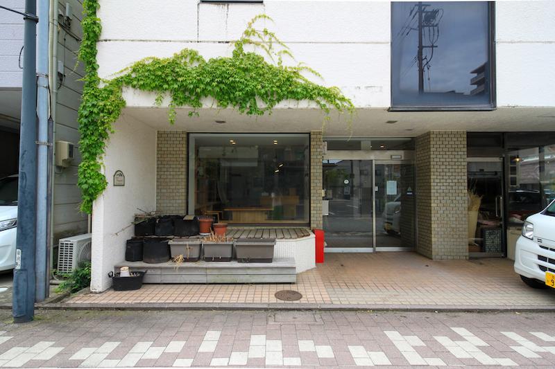 金沢市本町2丁目の賃貸物件/正面入り口
