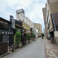 金沢市本町2丁目の賃貸物件/通りには飲食店が多いです