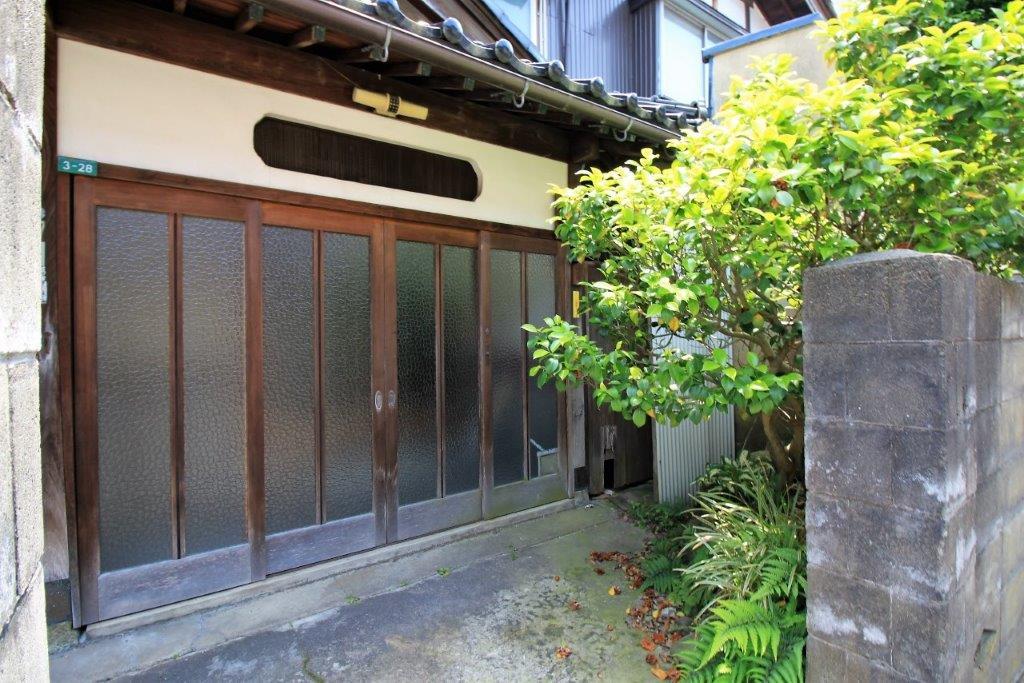 『にし』で出会った路地町家 (金沢市野町の物件) - 金沢R不動産