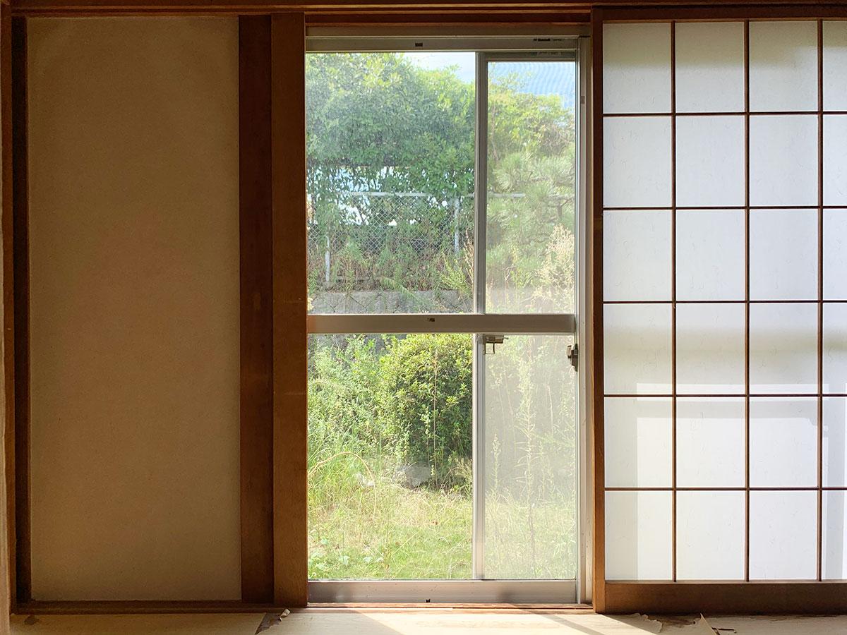 庭をのぞむ