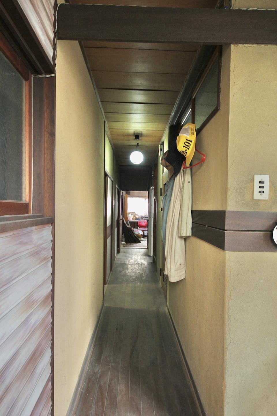 1階廊下