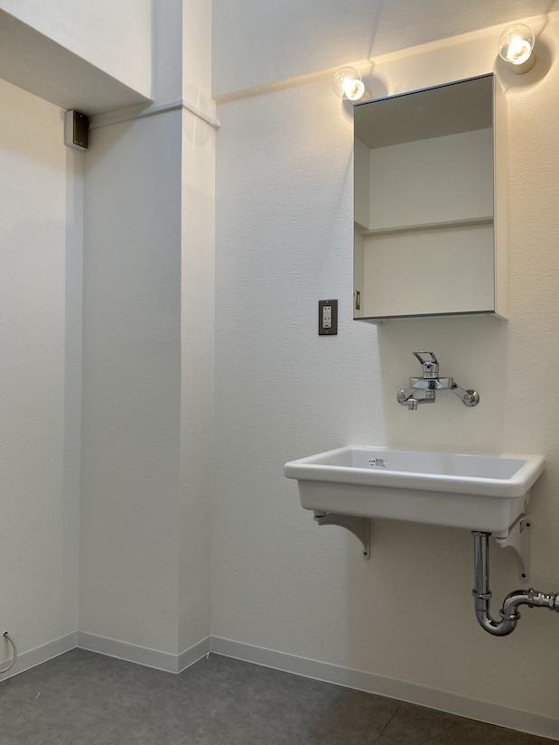 神戸市垂水区塩屋町の賃貸物件/シンプルさが良い洗面台