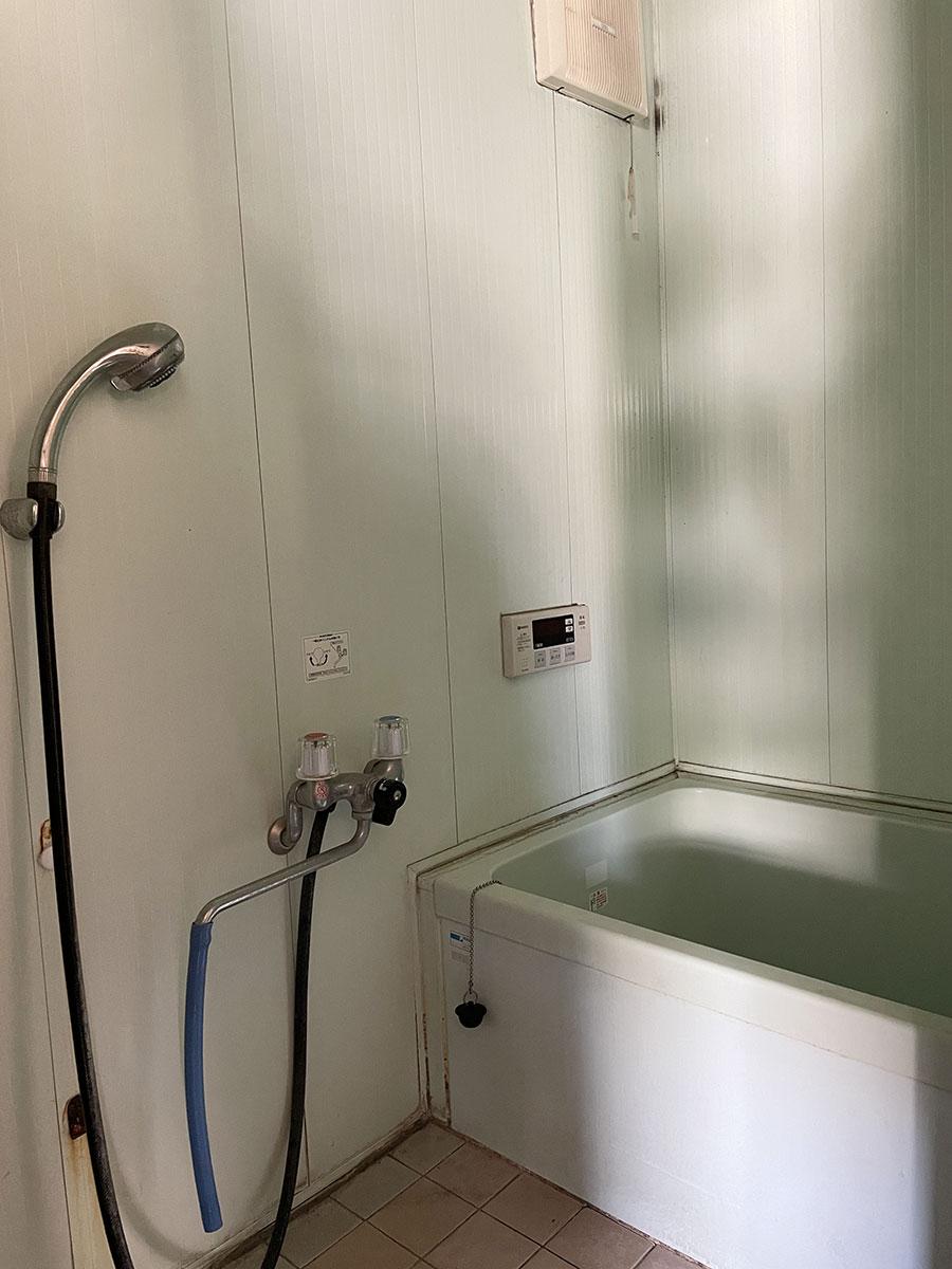 風呂は小さめです(1F)