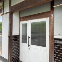 西宮市名塩の賃貸物件/洋風の扉がハマリ役。