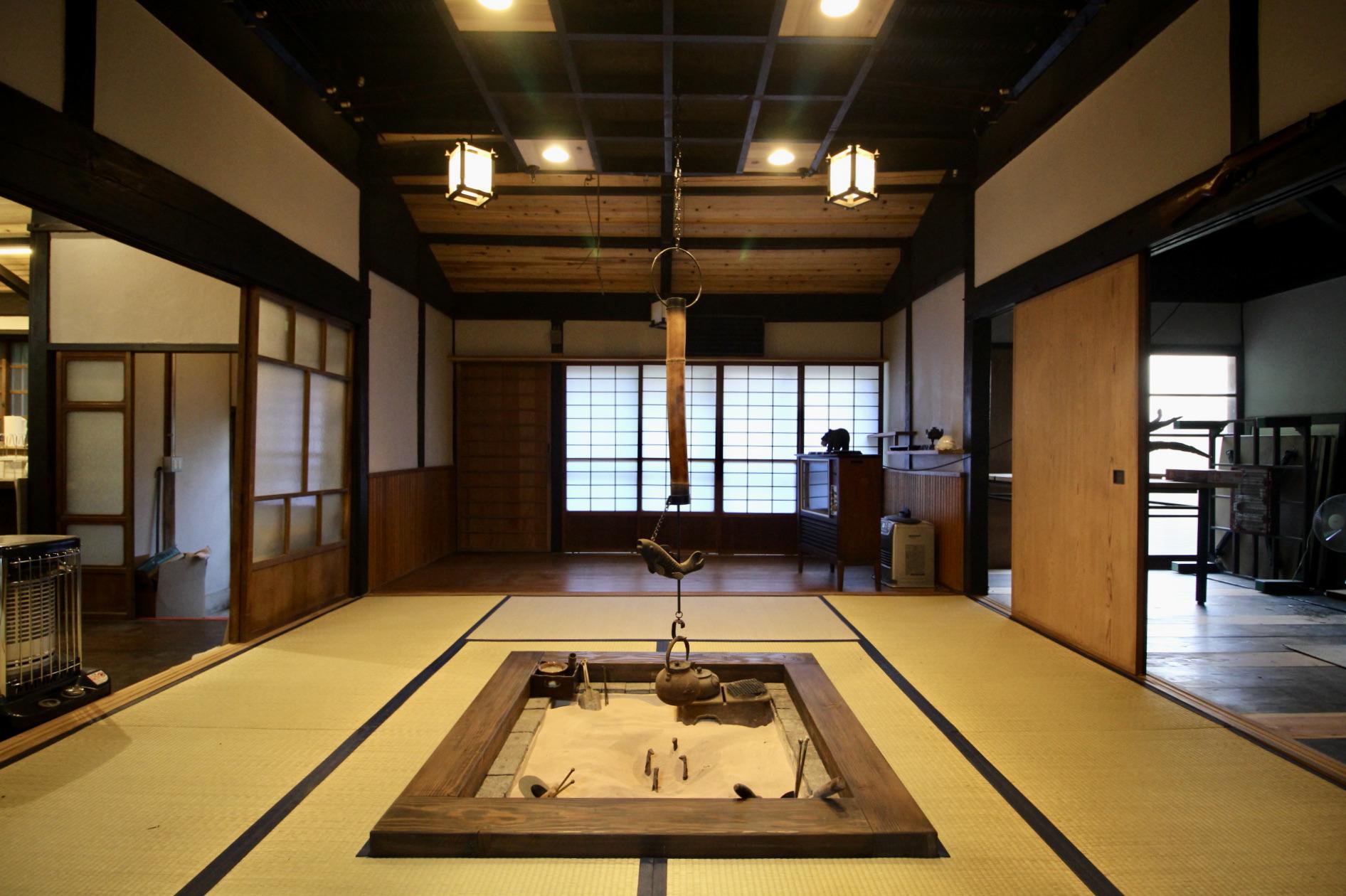 神戸市須磨区妙法寺谷野の賃貸物件/囲炉裏を囲んで鍋や鮎の塩焼きをしたいな