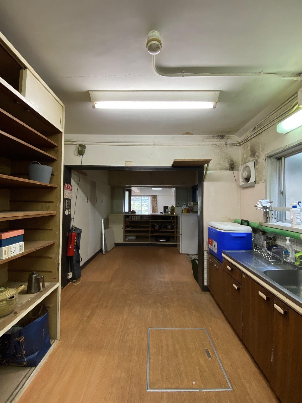 キッチンは家庭用のもの