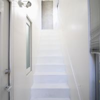 芦屋市西山町の賃貸物件/階段