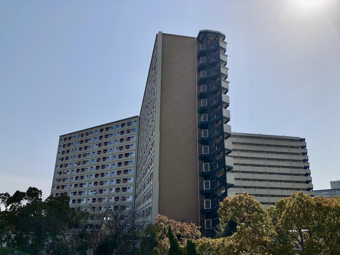 この建物痺れませんか