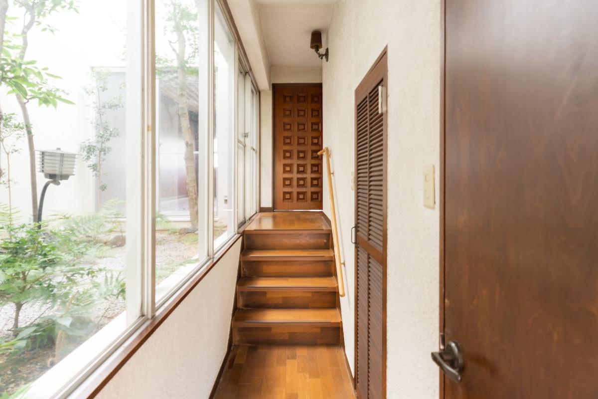 神戸市東灘区森北町の売買物件/建物中央の中庭を中心に設計されています