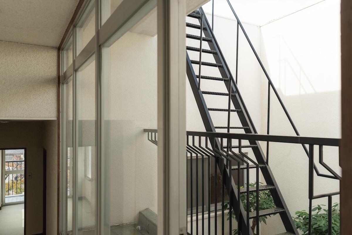 神戸市東灘区森北町の売買物件/2階からさらに上へ伸びるハシゴ階段を登ると・・・