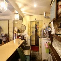 神戸市中央区花隈町の賃貸物件/厨房からトイレ方向を望む