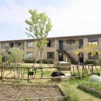 芦屋市宮塚町の賃貸物件/団地敷地内のシェア農園と自然を感じられる広場。（広場は一部現況と異なります）