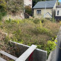 神戸市長田区五位ノ池町の売買物件/ウッドデッキからアクセスできる、十分な広さの畑スペース