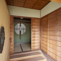 神戸市北区鈴蘭台北町の売買物件/昭和17年生まれの母屋。本格的な木造と溜め息ものの眺望が広がる。