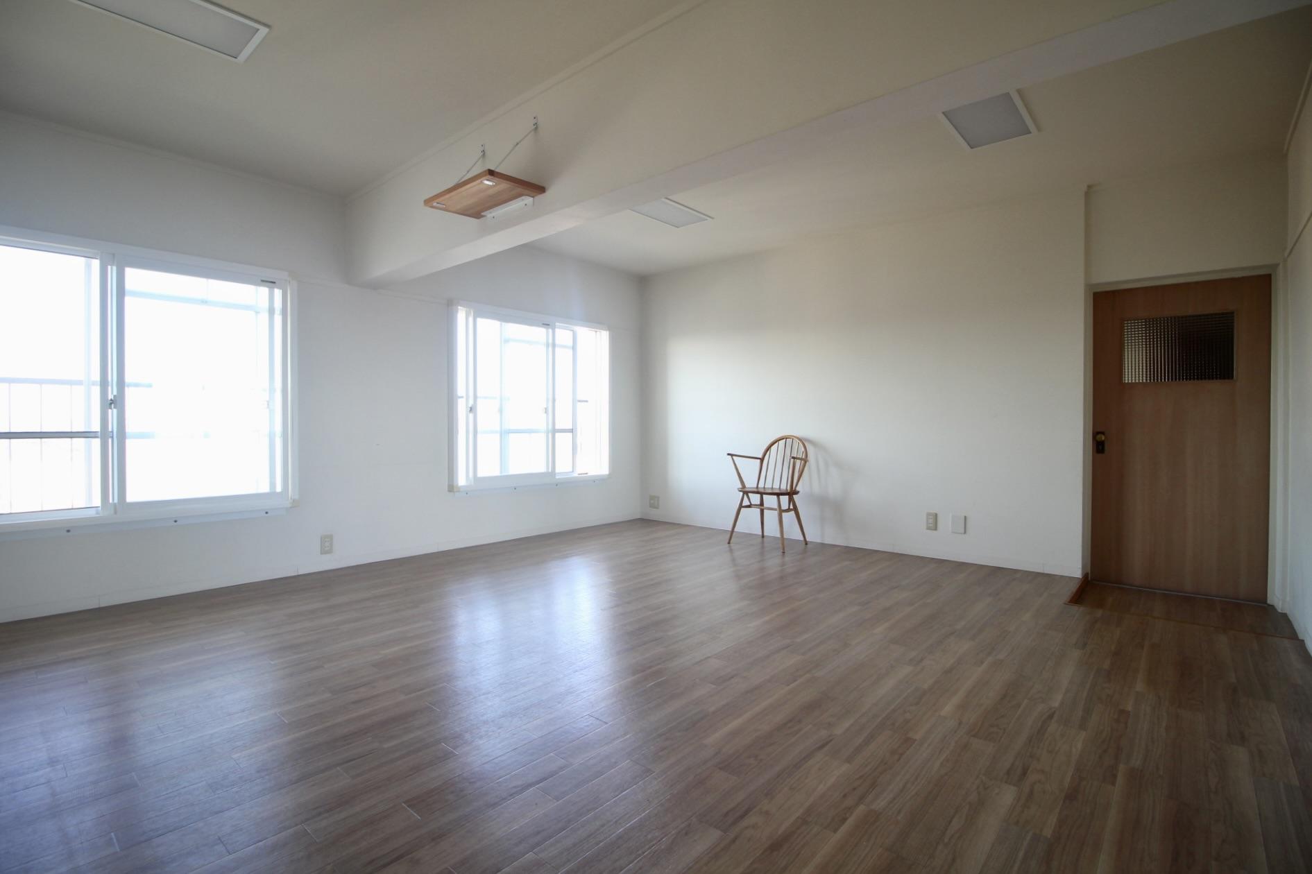 加古郡播磨町北本荘の賃貸物件/広々とした15畳の洋室