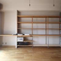 神戸市東灘区住吉東町の売買物件/造作の本棚とデスク