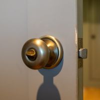 宝塚市すみれガ丘の売買物件/トイレのドアノブまで可愛い