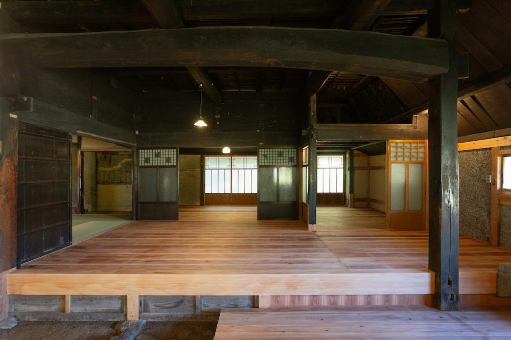 丹波篠山市市野々の賃貸物件/手の込んだ建具がとても素敵