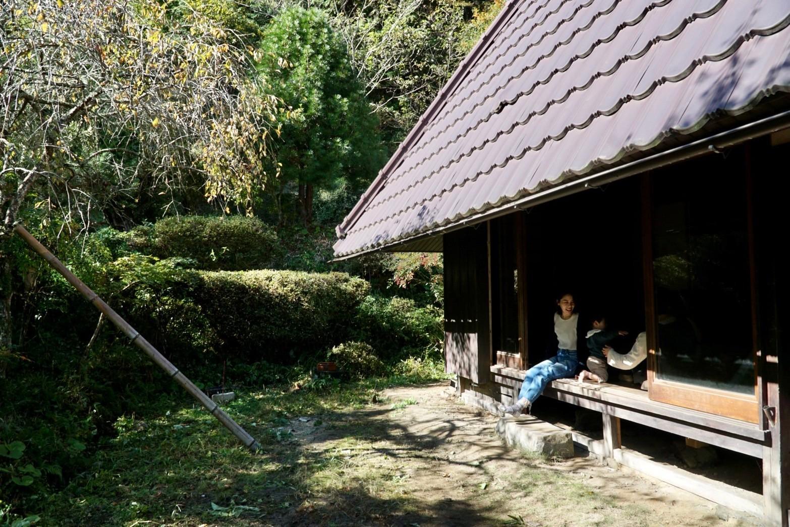 丹波篠山市市野々の賃貸物件/広縁の軒先で、のんびりとした日向ぼっこ