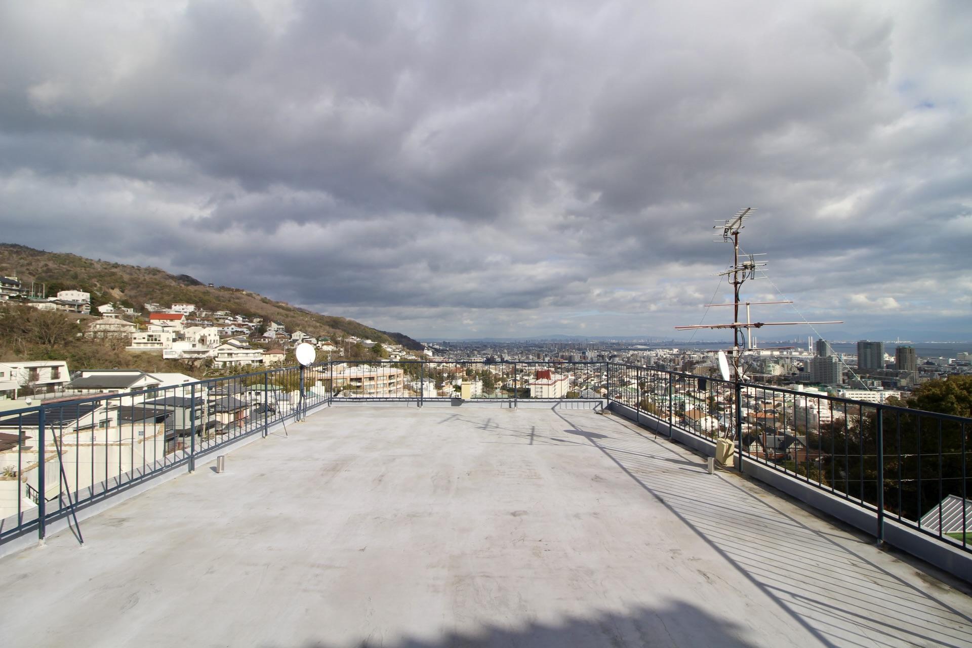 神戸市東灘区住吉山手の賃貸物件/開放的な屋上