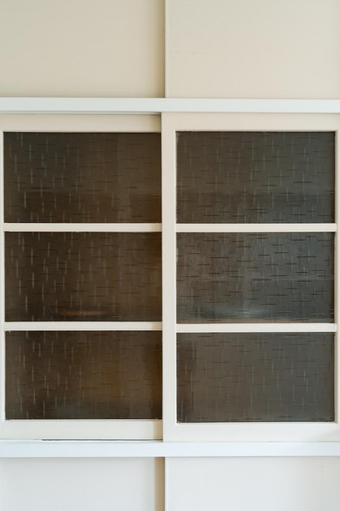 宝塚市長尾台の賃貸物件/レトロな食器棚が可愛い