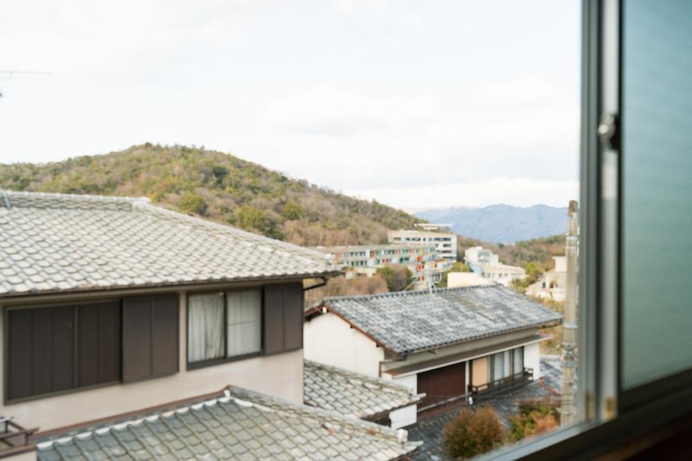 宝塚市長尾台の賃貸物件/2階からは山並みと空が美しく見えます