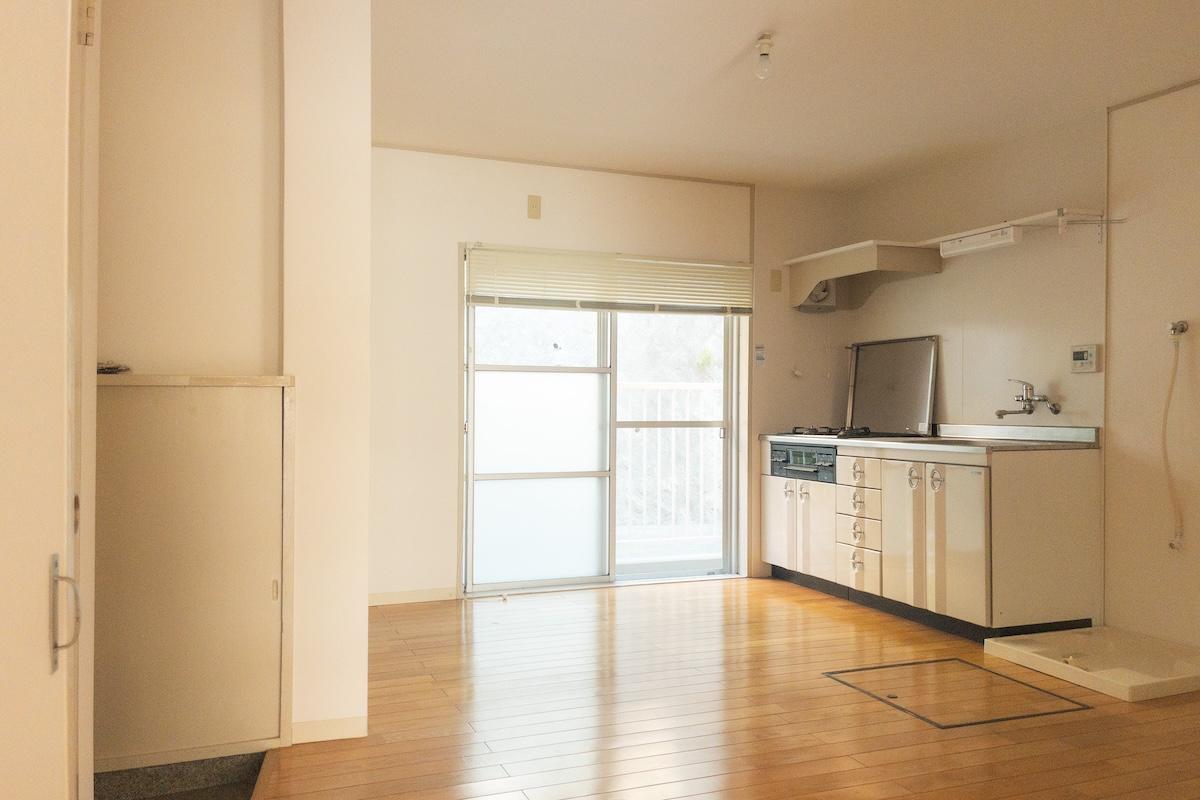 神戸市東灘区森北町の賃貸物件/あたたかい色味のお部屋