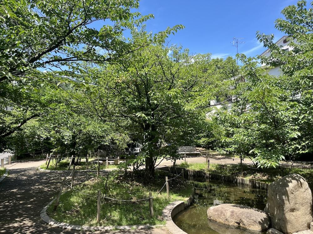 神戸市東灘区岡本の売買物件/駅北側にある岡本南公園