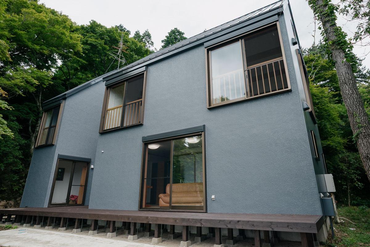 神戸市灘区六甲山町の賃貸物件/外壁塗装など大規模リフォームももうすぐ完成。