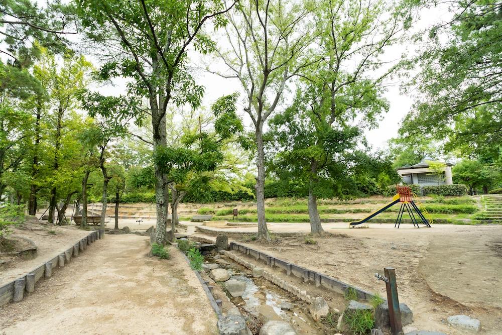 西宮市樋之池町の売買物件/少し歩けば樋之池公園も近く