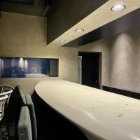 神戸市中央区山本通の賃貸物件/個室のような落ち着いたテーブル席