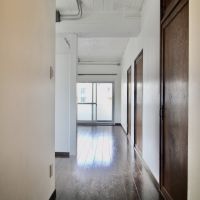 神戸市中央区北長狭通の賃貸物件/木製建具の質感が◎