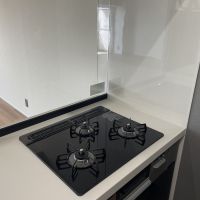 明石市中崎の売買物件/3口のコンロで快適にお料理を