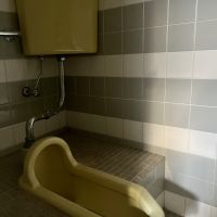 神戸市中央区花隈町の賃貸物件/トイレは和式です。