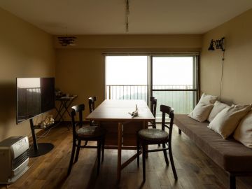 神戸市灘区六甲山町西谷山の売買物件/海に続くリビング