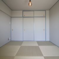 神戸市東灘区鴨子ヶ原の賃貸物件/アースカラーに琉球畳がしっくり馴染んでます