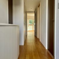 神戸市北区鈴蘭台南町の売買物件/玄関からリビングへ一直線。気持ちのいい風が吹きます。