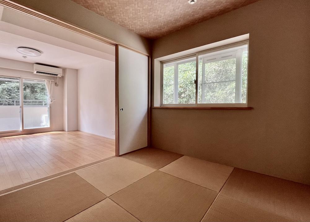神戸市北区鈴蘭台南町の売買物件/リビングとつながら和室。個室にもなります。