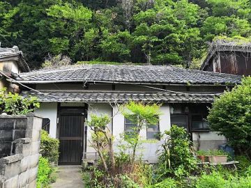 洲本市山手の売買物件/島の城下町にて
